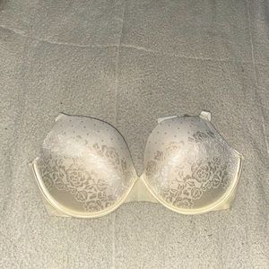 Womens White Lace Push-Up Bra